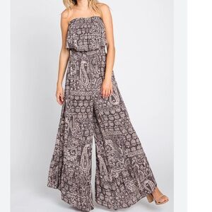 Paisley print jumpsuit with ruffle trim